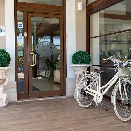 Hotel La Quercia-3